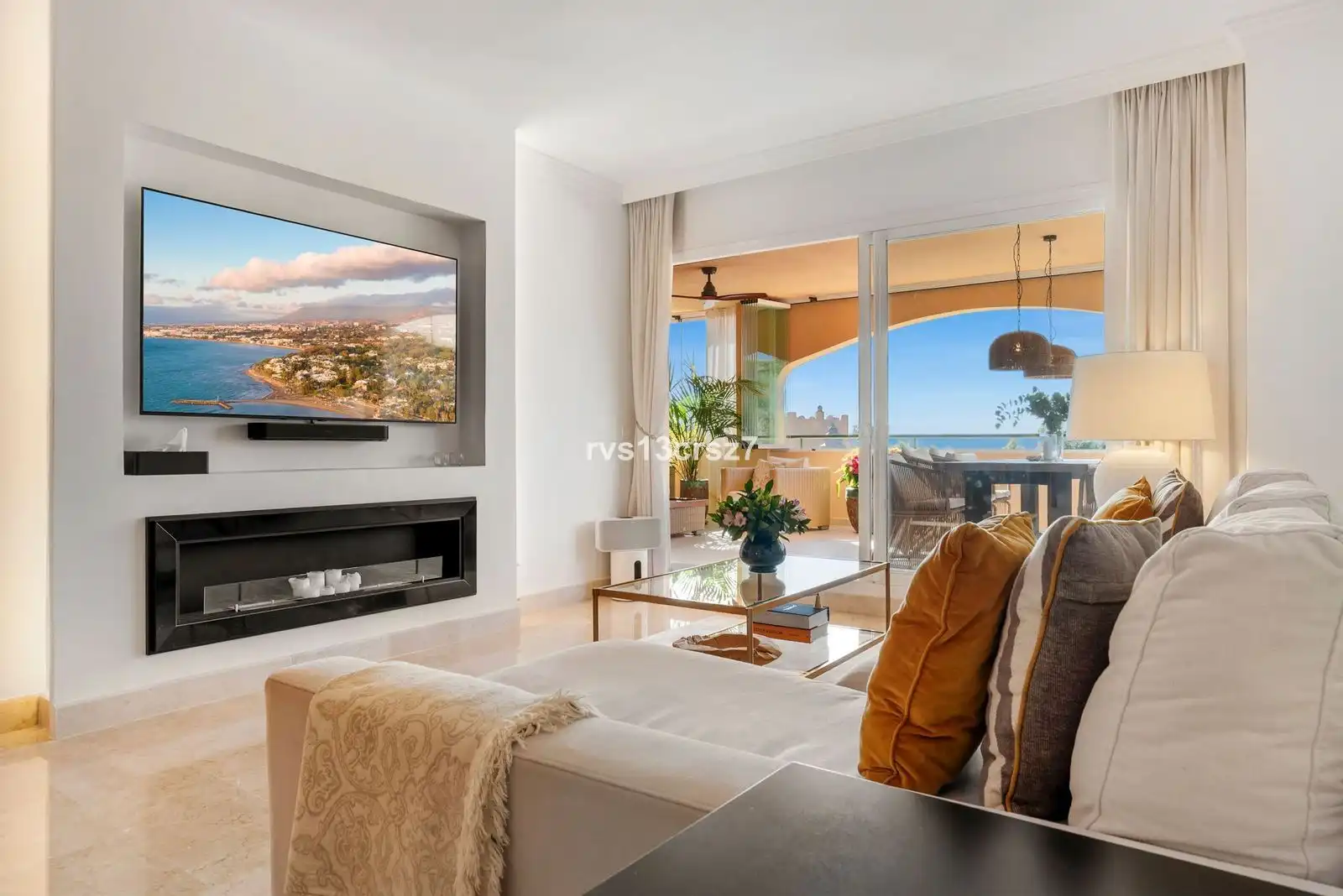 Apartment with pool for sale in Calle José Medina 74, imagen 5