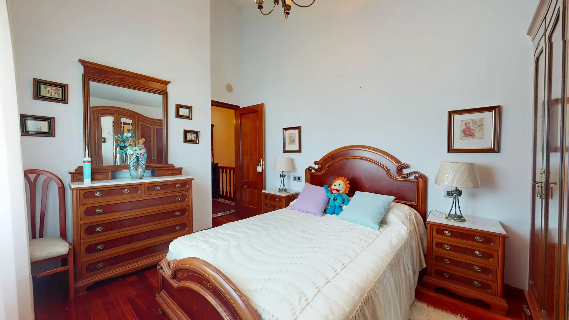 Habitación de Casa o chalet en venta en Castro-Urdiales con Calefacción, Terraza y Trastero