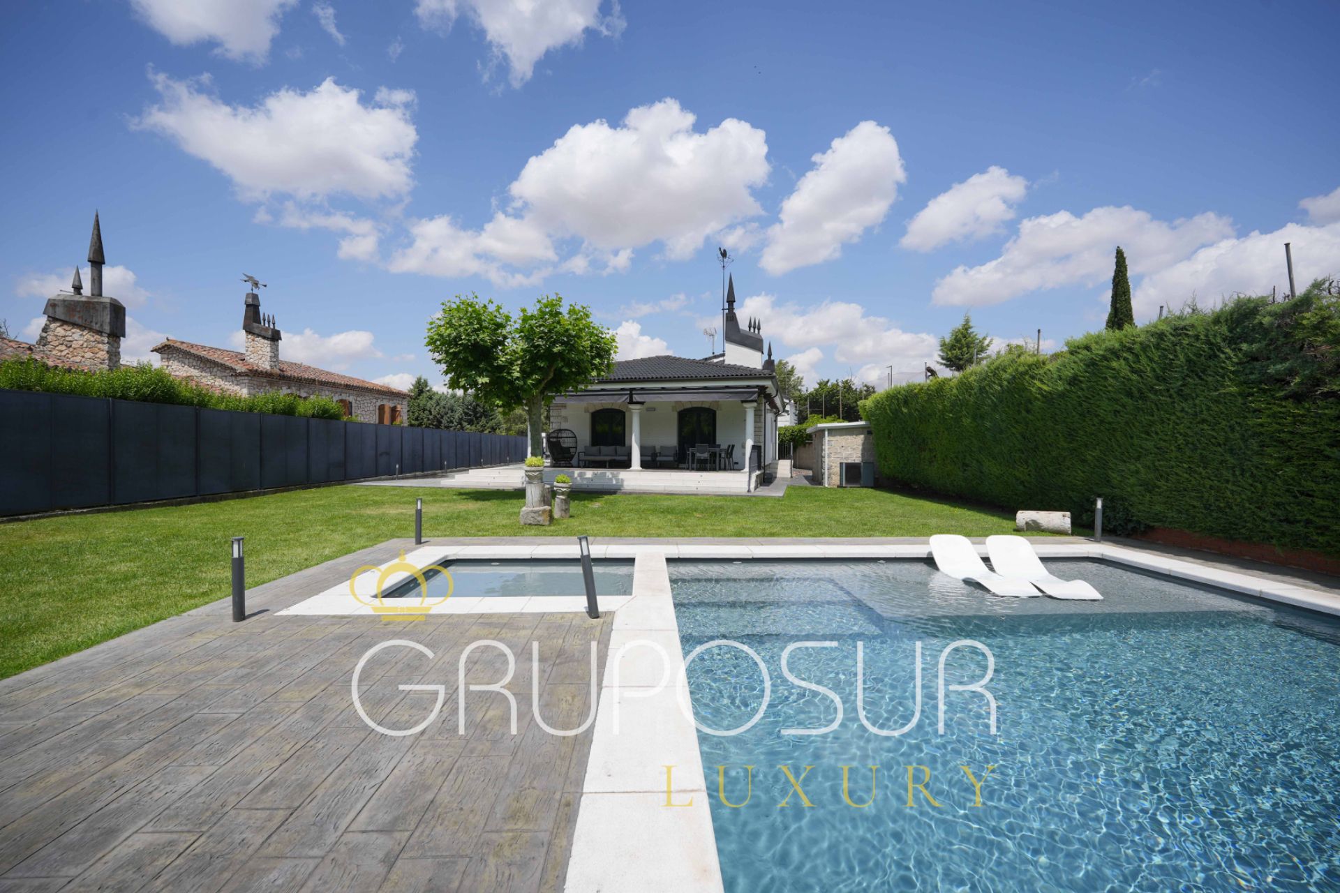 Jardí de Casa o xalet en venda en Valladolid Capital amb Aire condicionat, Calefacció i Jardí privat
