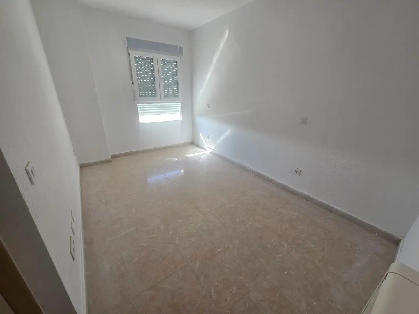 Piso con ascensor en alquiler en Cedillo del Condado, imagen 3