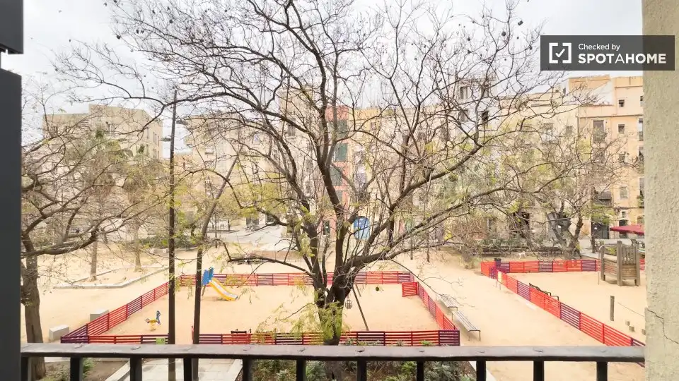 Flat with terrace to rent in Ciutat Vella, imagen 11