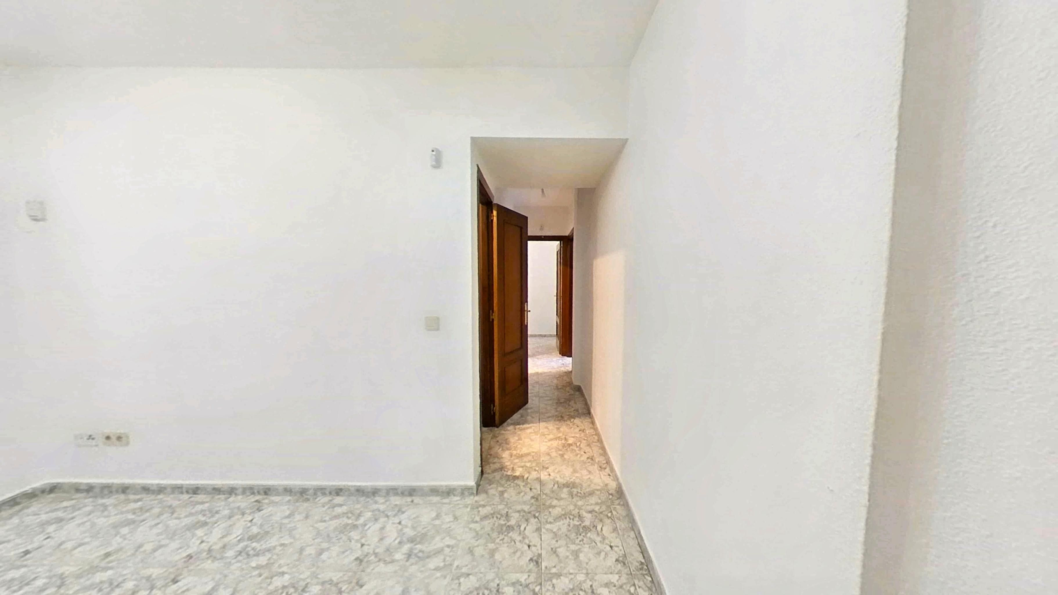 Flat to rent in  Madrid Capital  with Air Conditioner, Oven and Pets allowed