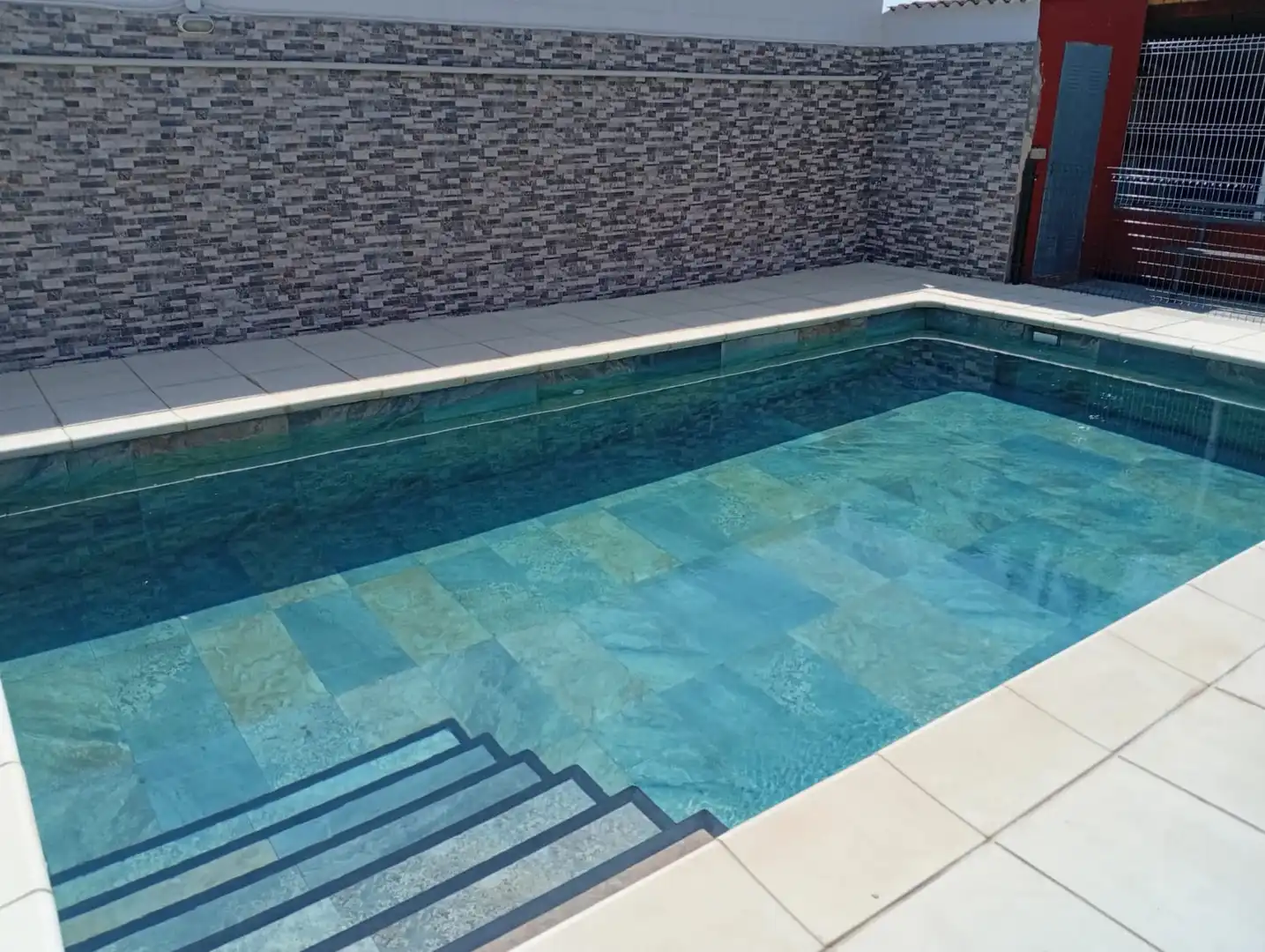 Piscina de Casa o chalet en venta en Zaragoza con Jardín privado, Terraza y Trastero