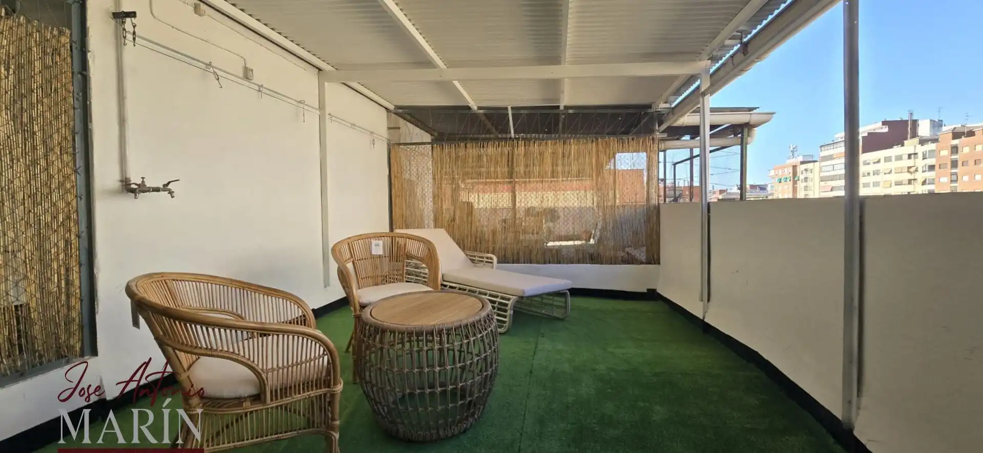 Terrassa de Apartament en venda en Badajoz amb Aire condicionat