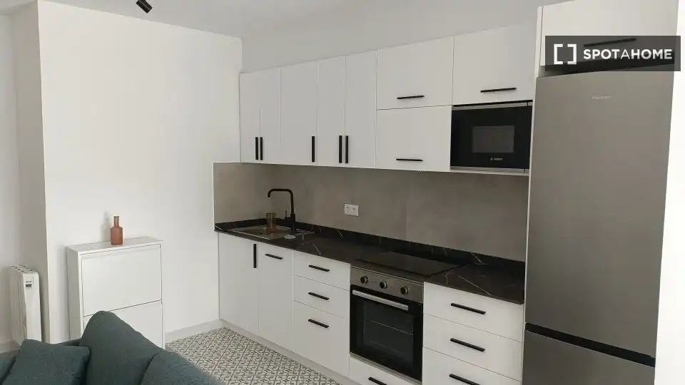 Kitchen of Apartments for share in Vilanova i la Geltrú  with Air Conditioner, Terrace and Furnished
