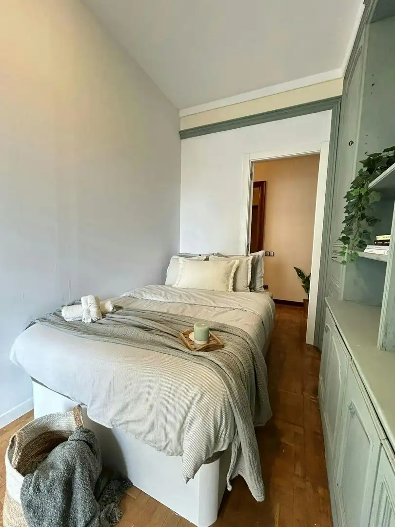 Bedroom of Flat for share in Barcelona  with Heating, Furnished and Washing machine