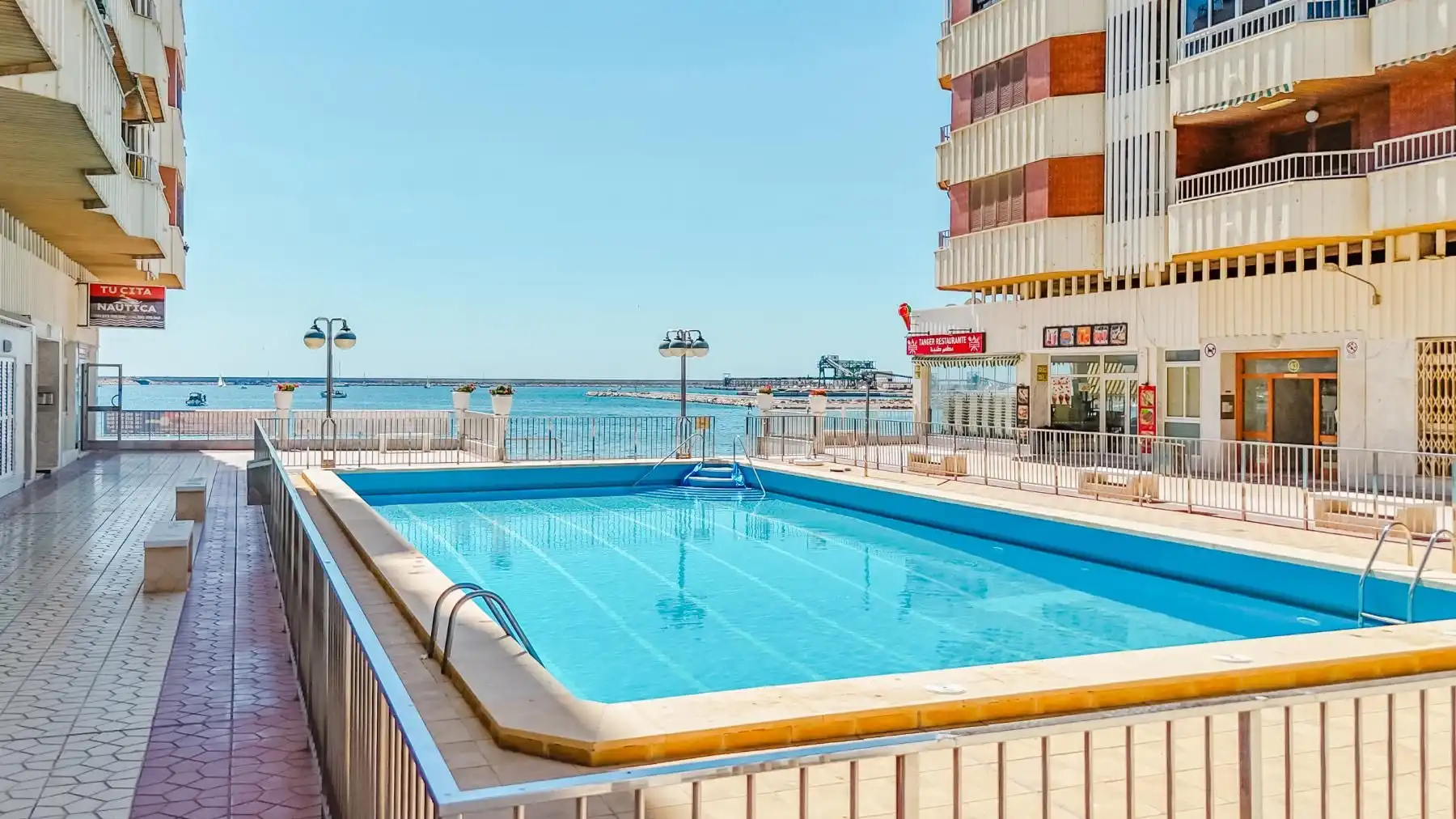 Apartamento con piscina en venta en Doctor Gregorio Marañón, imagen 3