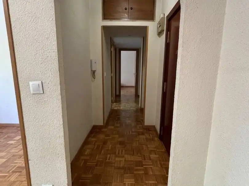 Wohnung zur Miete in Madrid mit Klimaanlage, Heizung und Parkett