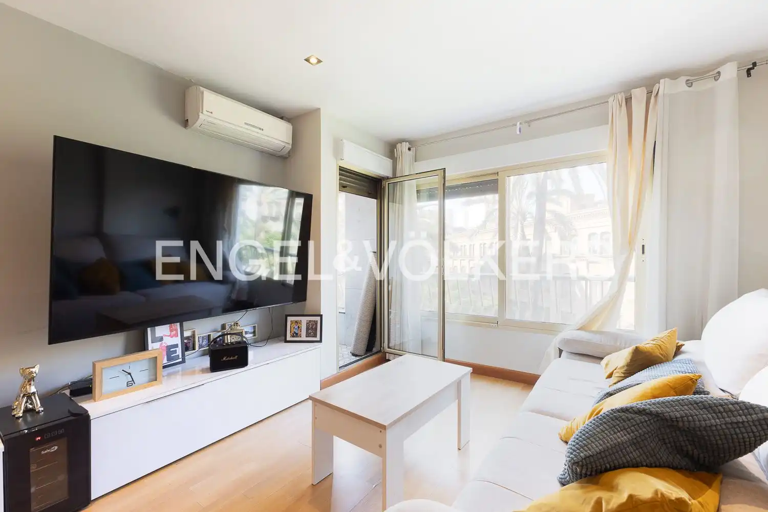 Sala de estar de Piso en venta en Valencia con Aire acondicionado, Calefacción y Amueblado