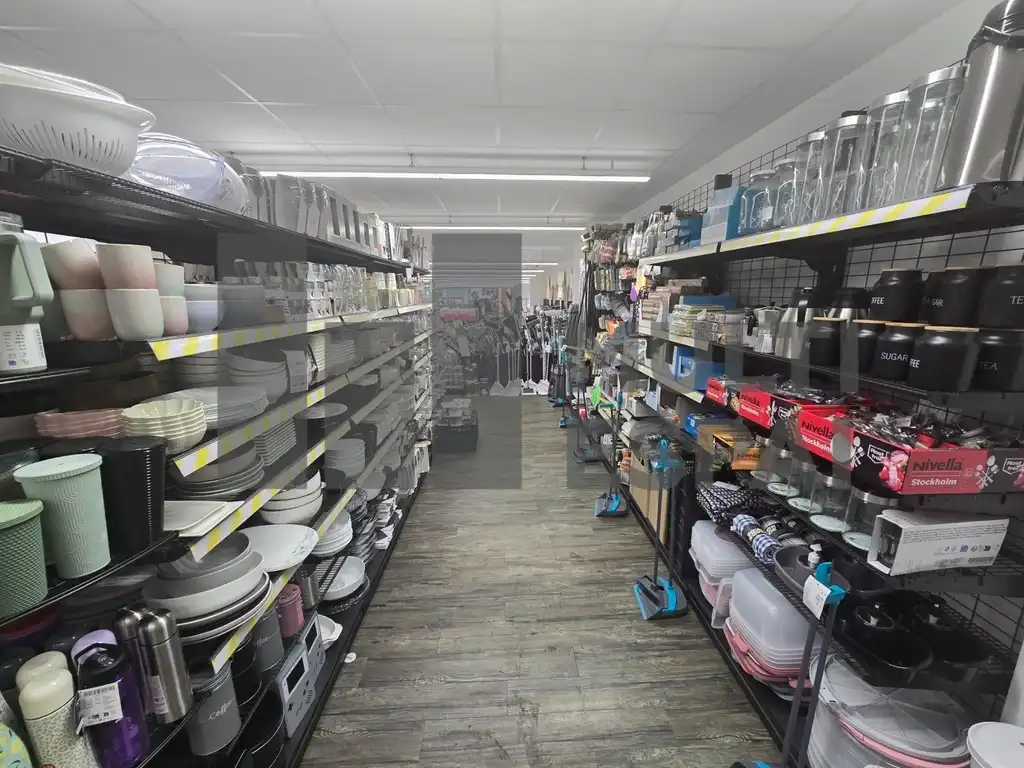 Local comercial en alquiler en Carrer de Verdi, imagen 3