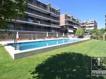 Duplex con piscina in vendita a Cossetania