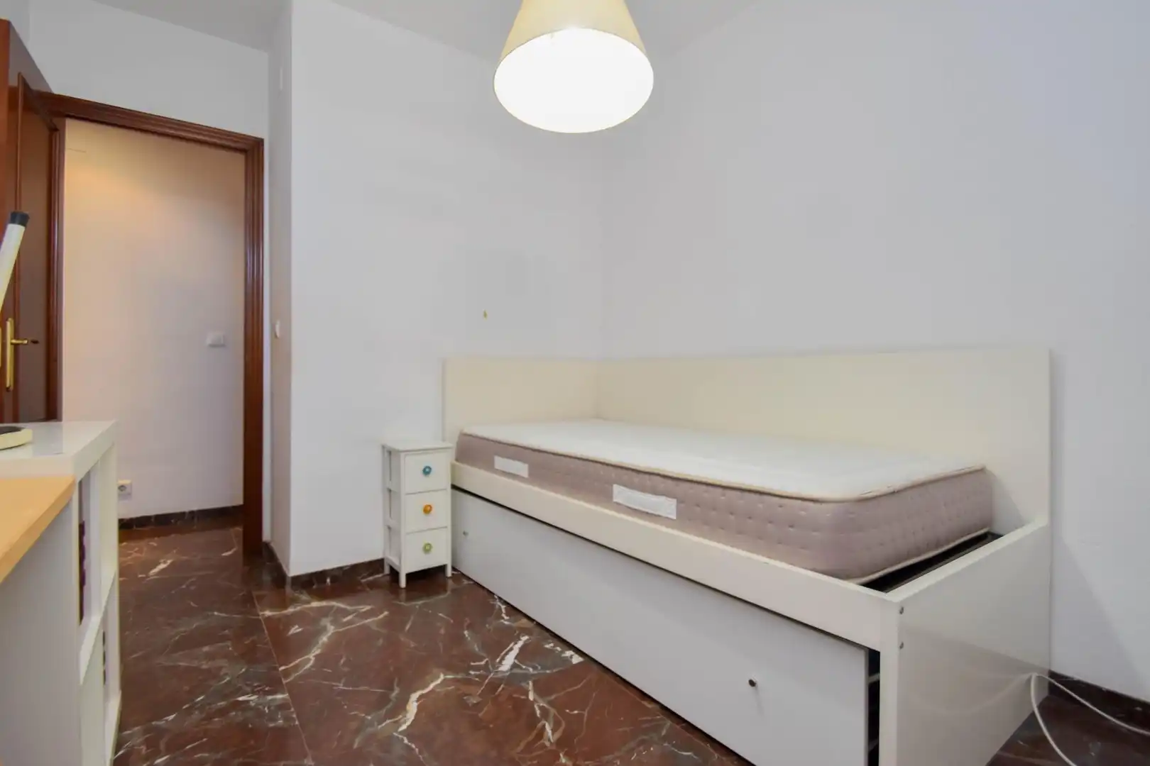 Habitación de Piso en venta en Granada con Aire acondicionado, Calefacción y Terraza