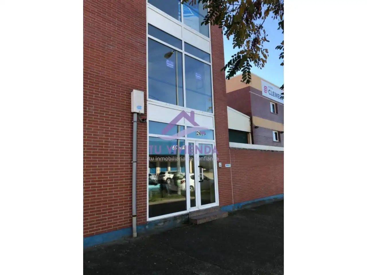 Vista exterior de Oficina en venta en Cistérniga