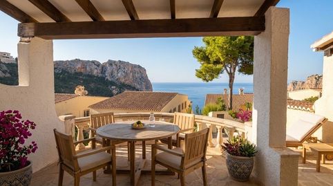 Precioso bungalow renovado con vistas al mar en Moraira, image 2