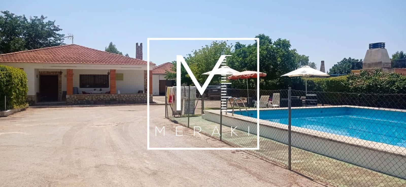 Piscina de Finca rústica en venda en  Albacete Capital amb Jardí privat, Terrassa i Traster