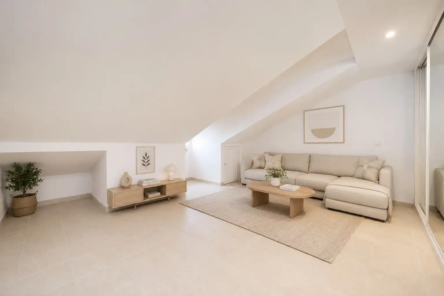 Sala de estar de Dúplex en venta en Brunete con Balcón