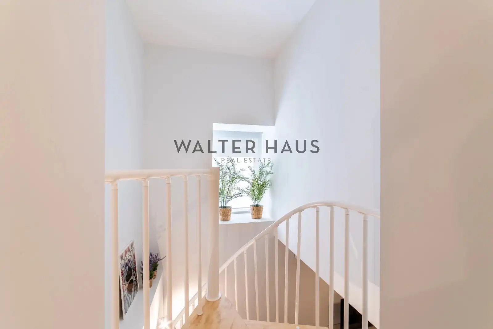 Flat for sale in Madrid  with Air Conditioner, Heating and Furnished