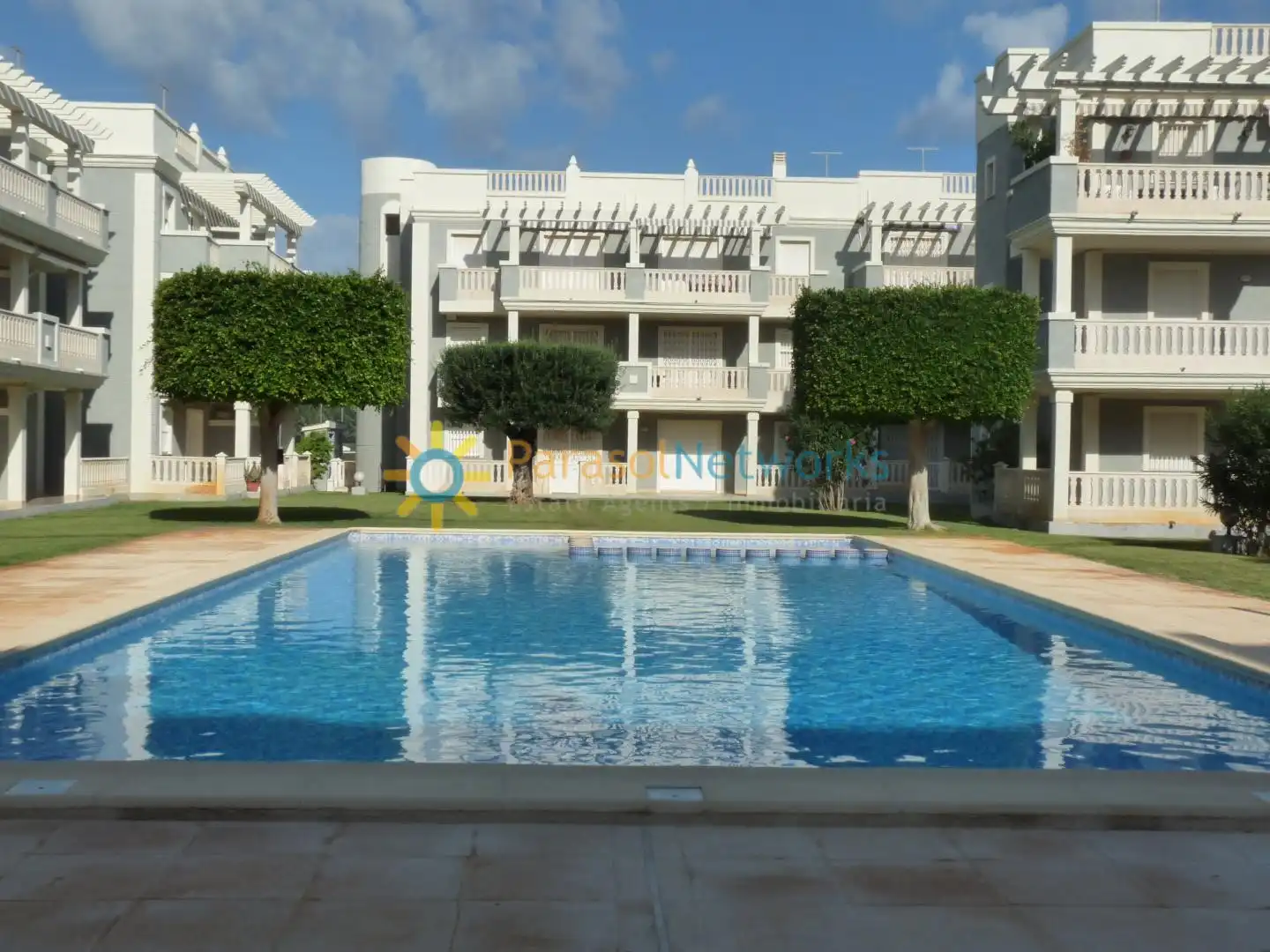 Piscina de Apartamento de alquiler en Dénia con Aire acondicionado, Calefacción y Terraza