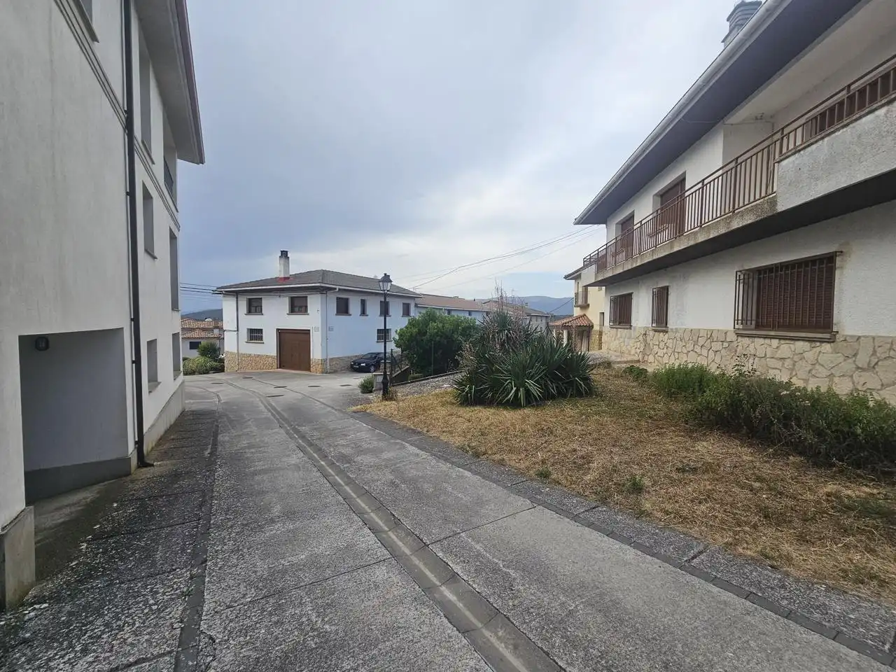 Exterior view of Country homes for sale in Igúzquiza  with Private garden