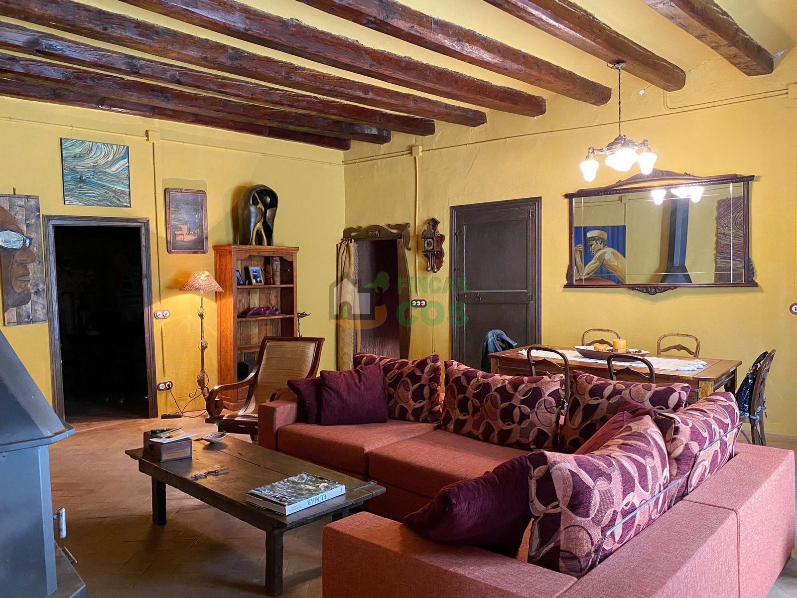 Sala d'estar de Casa o xalet en venda en Les Avellanes i Santa Linya amb Jardí privat i Terrassa