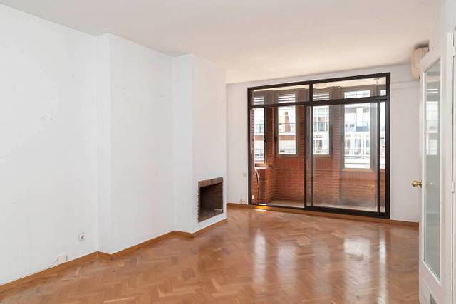 Piso en Venta en Travessera de les Corts en Barri de les Corts