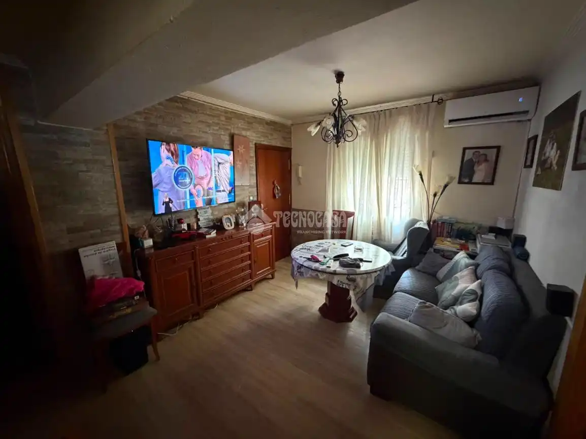 Sala de estar de Piso en venta en Jaén con Aire acondicionado