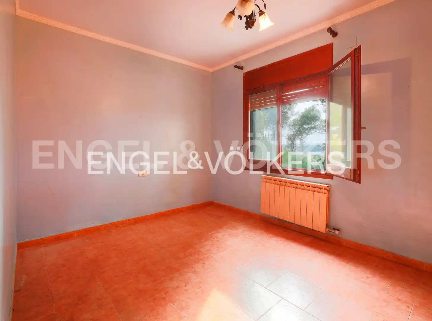 Comedor de Casa o chalet en venta en Montcada i Reixac con Calefacción, Jardín privado y Terraza
