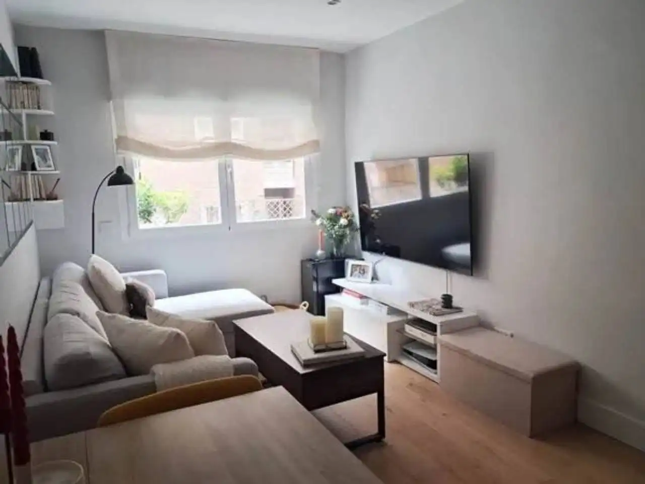 Living room of Flat for sale in Barcelona