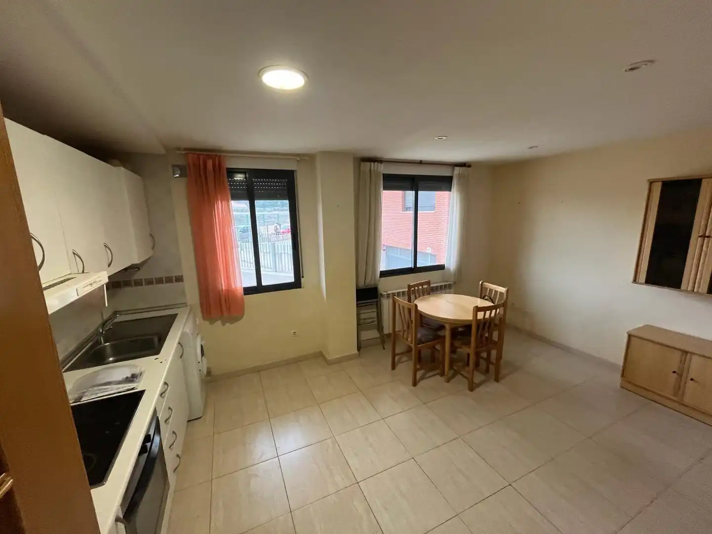 Cocina de Piso en venta en Almansa con Calefacción, Amueblado y Balcón