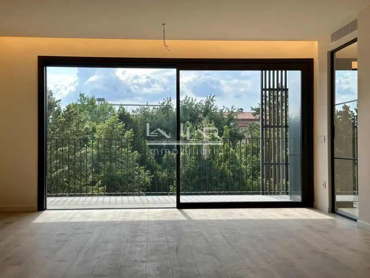Terrace of Flat for rent in Vic  with Air Conditioner, Heating and Parquet flooring