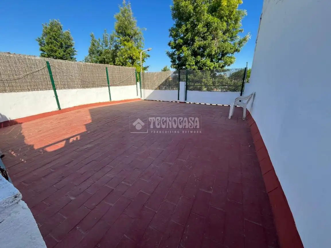 Terraza de Casa adosada en venta en Dos Hermanas