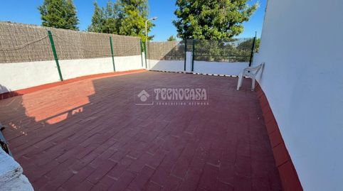 Foto 3 de Casa adosada en venta en Centro - Doña Mercedes, Dos Hermanas