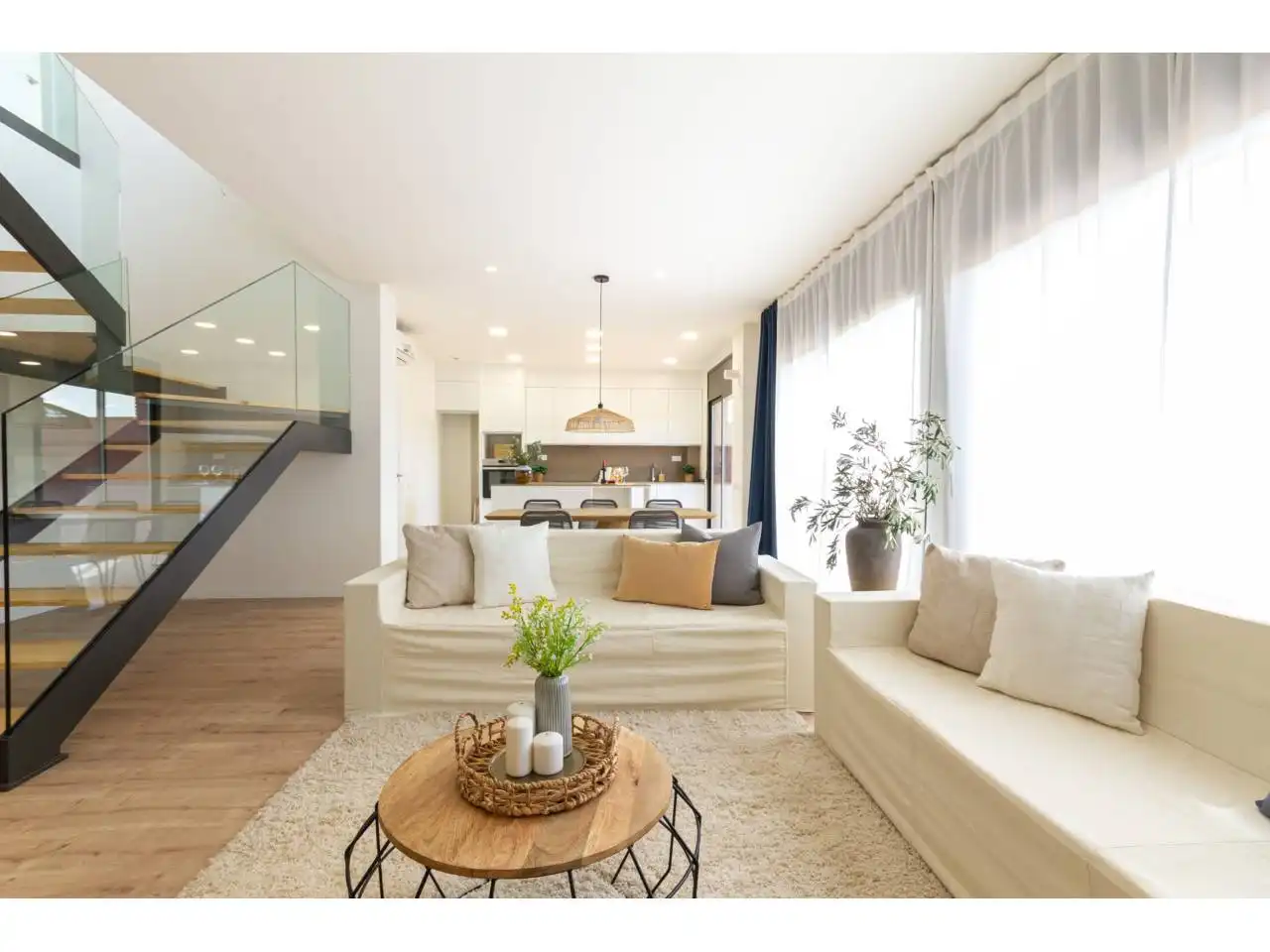 Sala de estar de Casa adosada en venta en Sant Fruitós de Bages con Aire acondicionado, Calefacción y Jardín privado