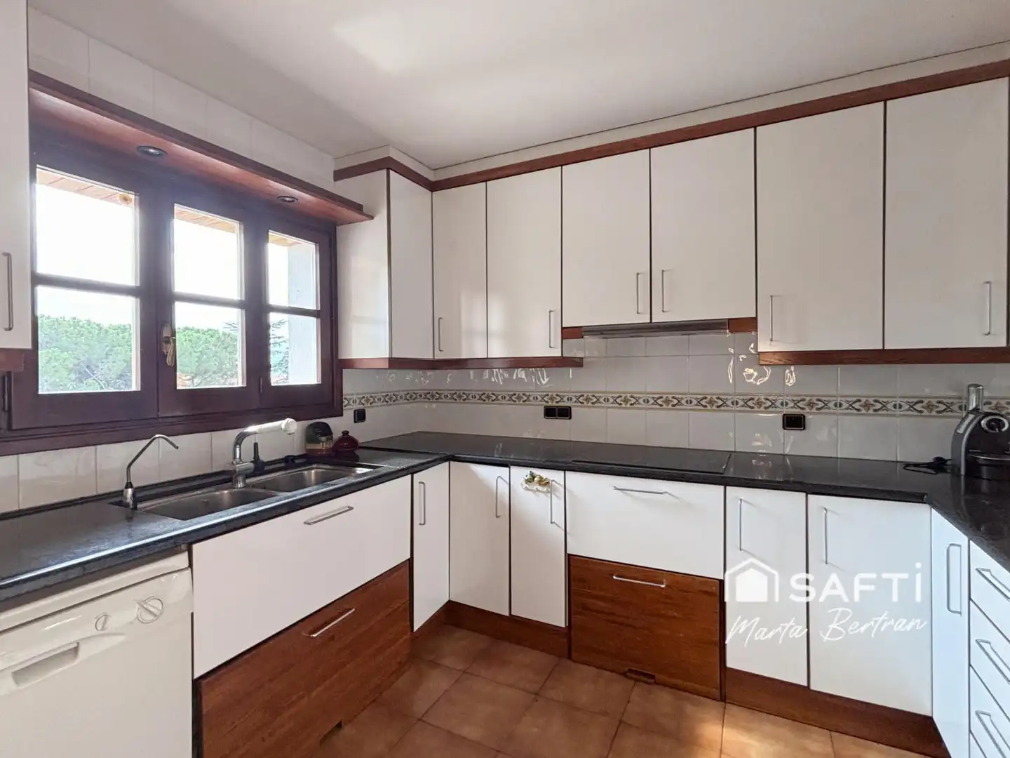 Cocina de Finca rústica en venta en Sant Feliu de Codines con Calefacción, Terraza y Piscina
