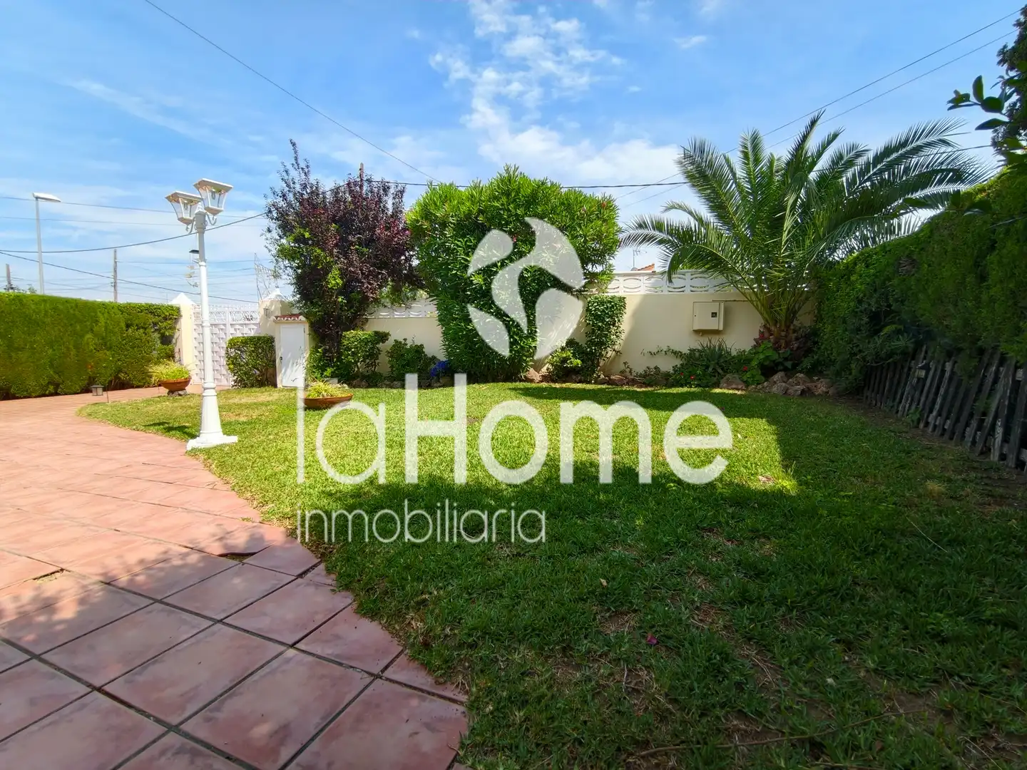 Jardín de Casa o chalet en venta en L'Eliana con Aire acondicionado, Calefacción y Jardín privado