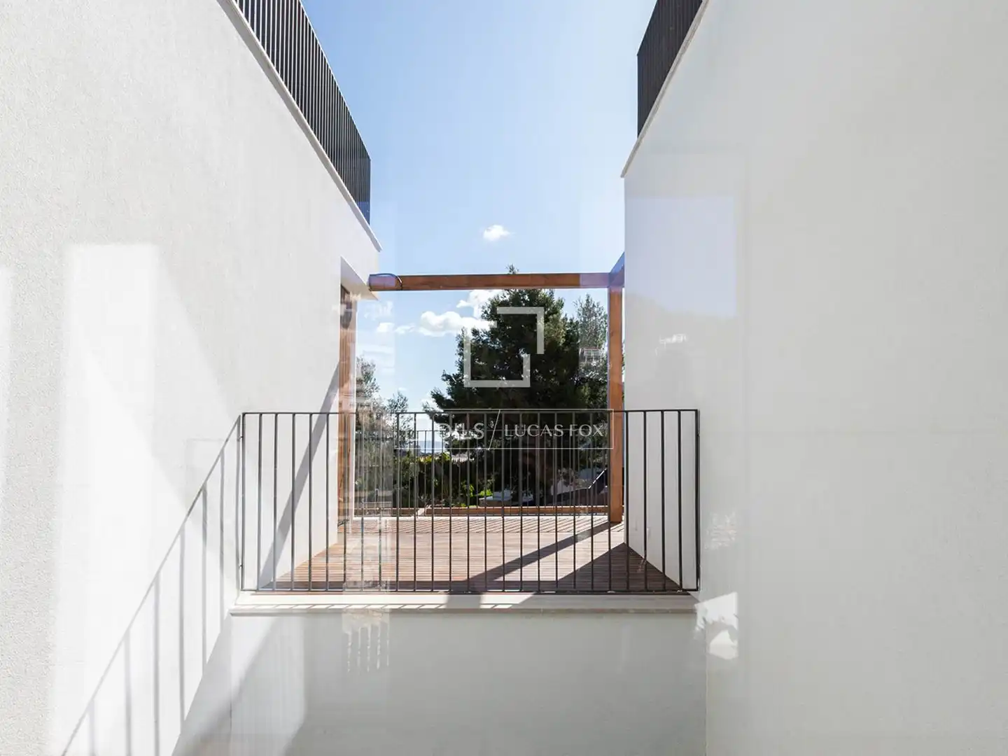 Exterior view of Houses for sale in Calvià  with Air Conditioner, Private garden and Terrace
