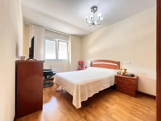 Habitación de Piso en venta en Villaviciosa con Calefacción y Trastero