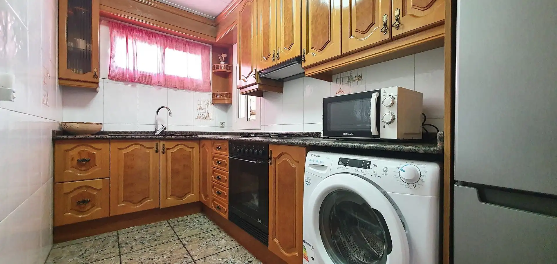 Kitchen of Flat for sale in Sabadell  with Balcony