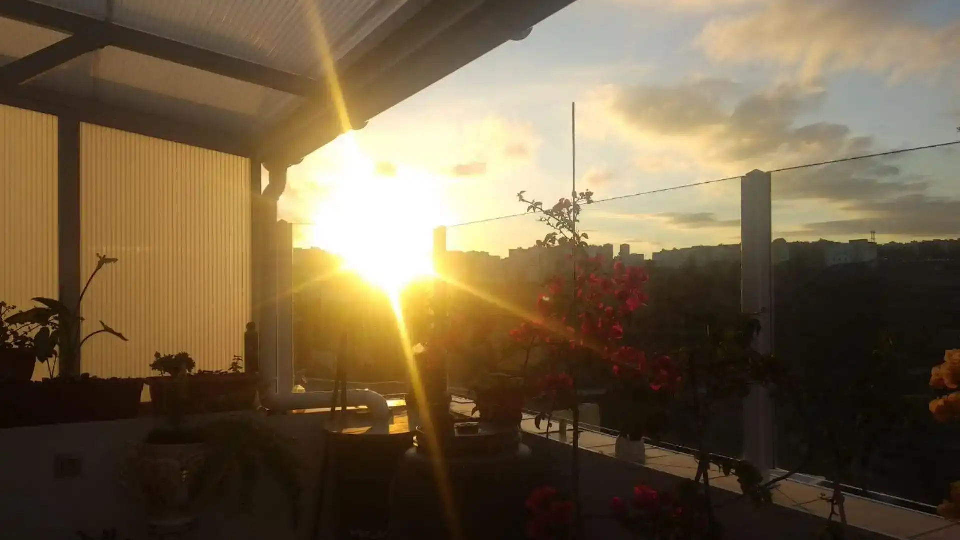 Terrassa de Casa o xalet en venda en Las Palmas de Gran Canaria amb Moblat, Rentadora i Balcó