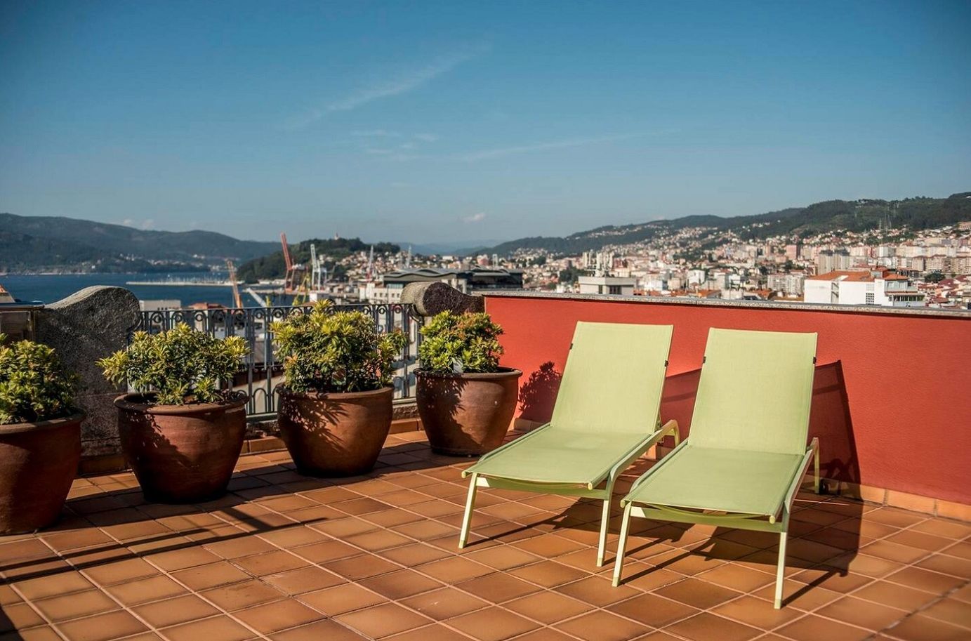 Terrassa de Apartament de lloguer en Vigo  amb Aire condicionat, Calefacció i Parquet