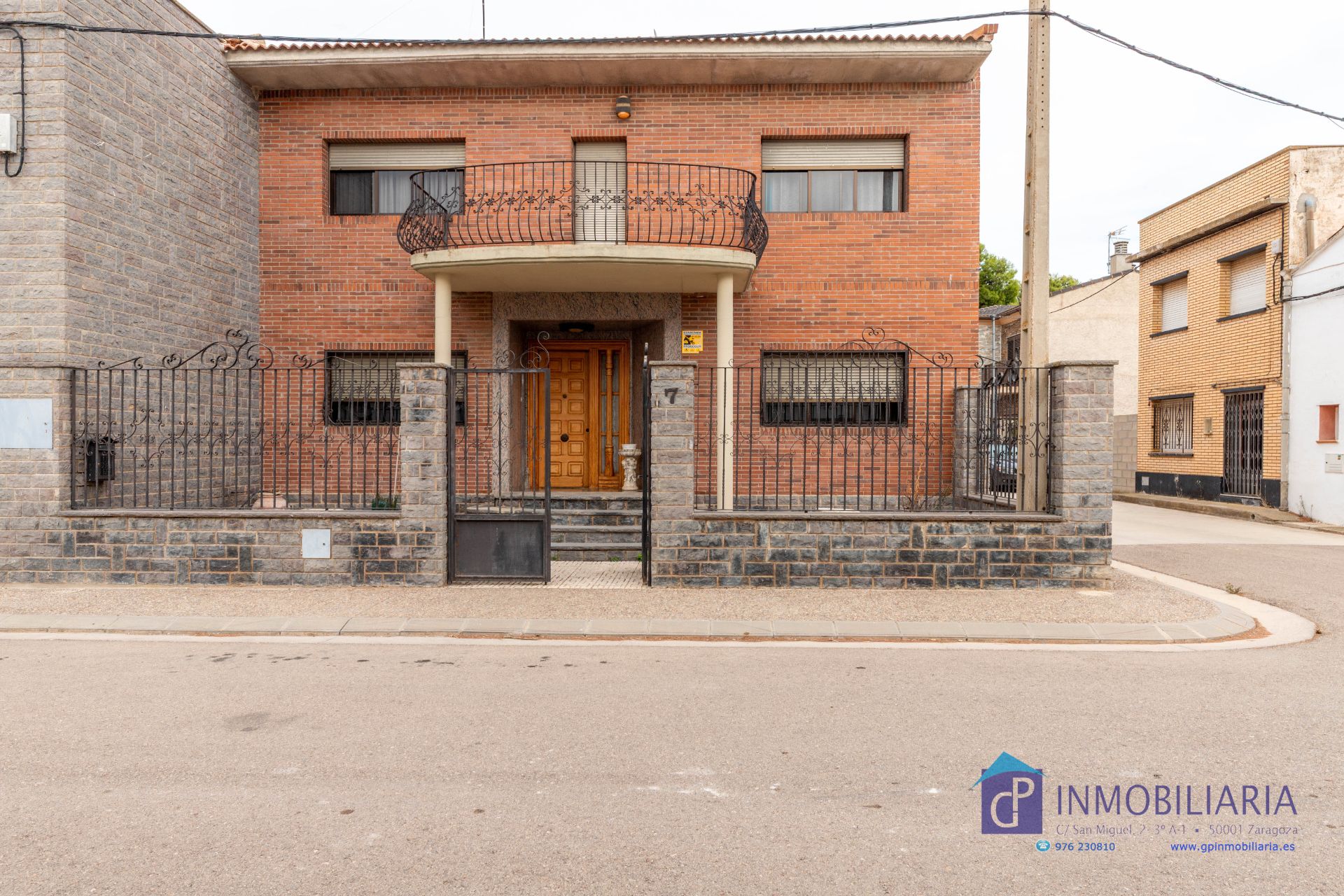 Vista exterior de Casa o xalet en venda en Osera de Ebro amb Aire condicionat, Calefacció i Terrassa