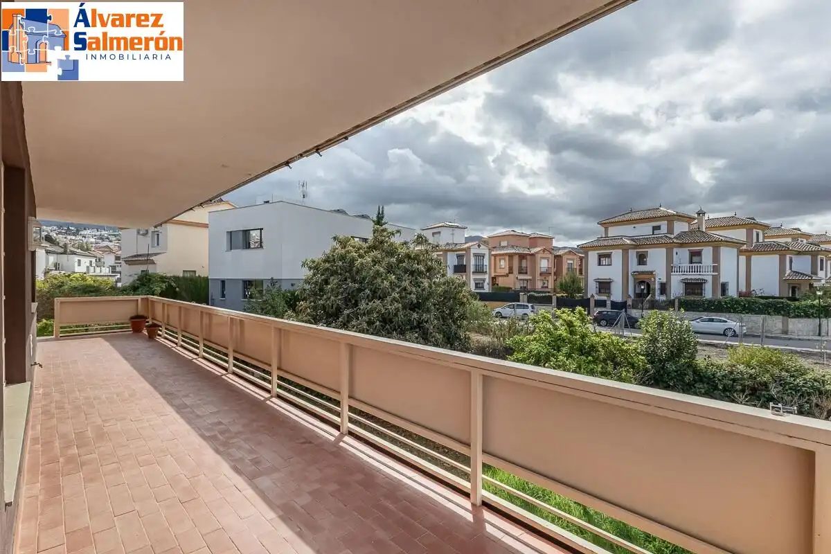 Casa con terrazza in vendita a Avenida HUETOR VEGA, imagen 27
