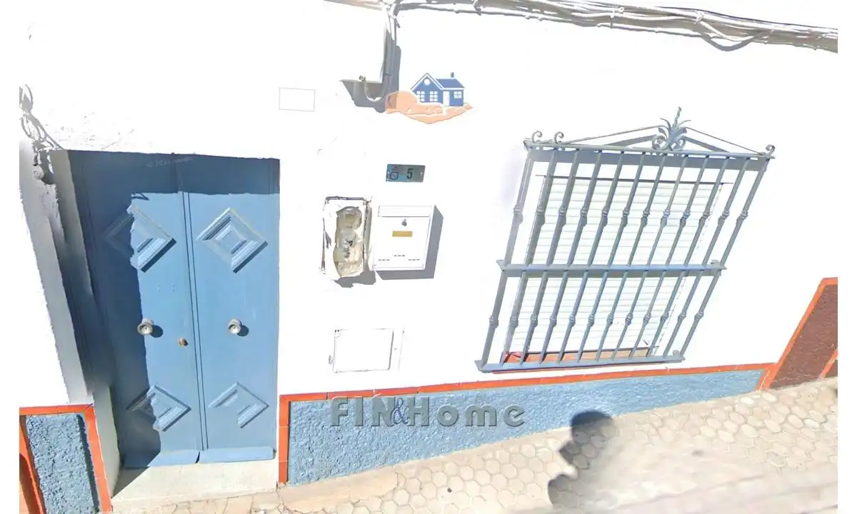 Exterior view of Houses for sale in Morón de la Frontera