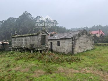 Adossat en venda a O Porriño