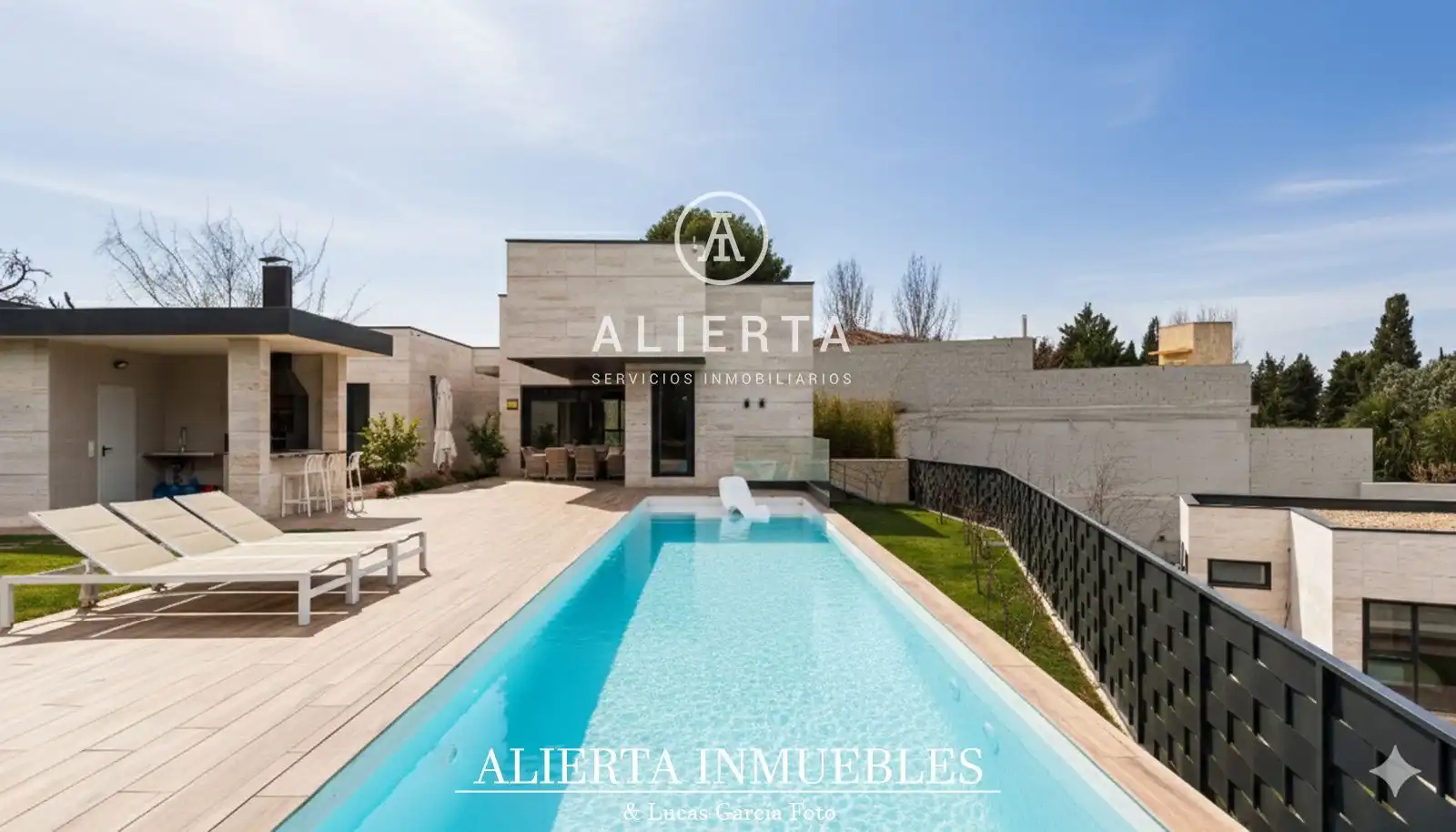 Vista exterior de Casa o chalet en venta en Zaragoza con Aire acondicionado, Calefacción y Trastero