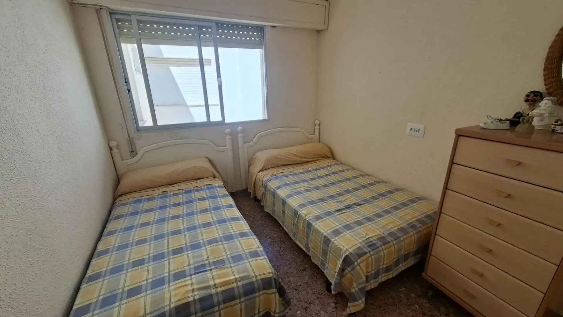 Habitación de Apartamento en venta en Daimús con Aire acondicionado y Terraza