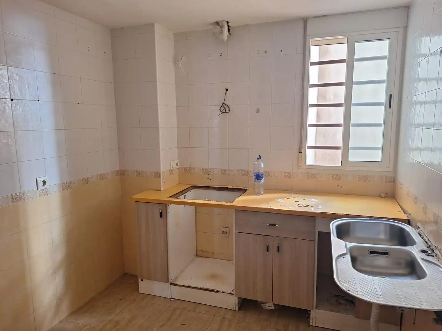 Kitchen of Apartments for sale in Águilas  with Heating and Balcony