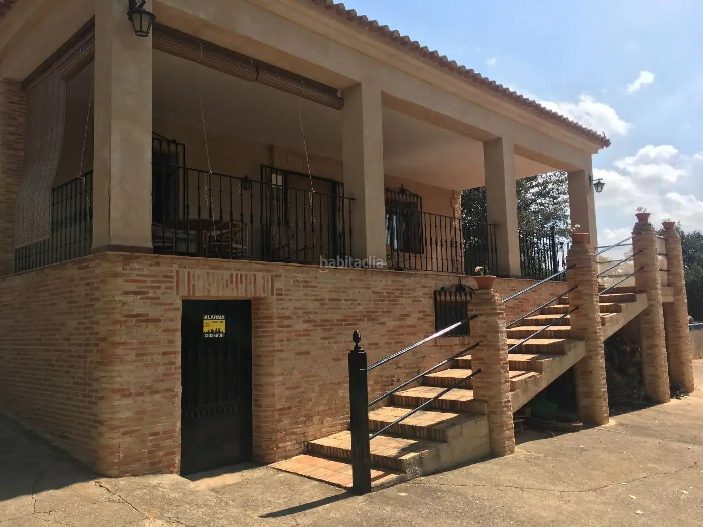 Xalet amb jardí en venda a CR-6102 11