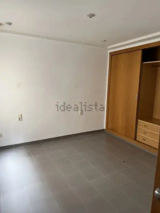 Dormitori de Pis de lloguer en Albal amb Aire condicionat, Terrassa i Moblat