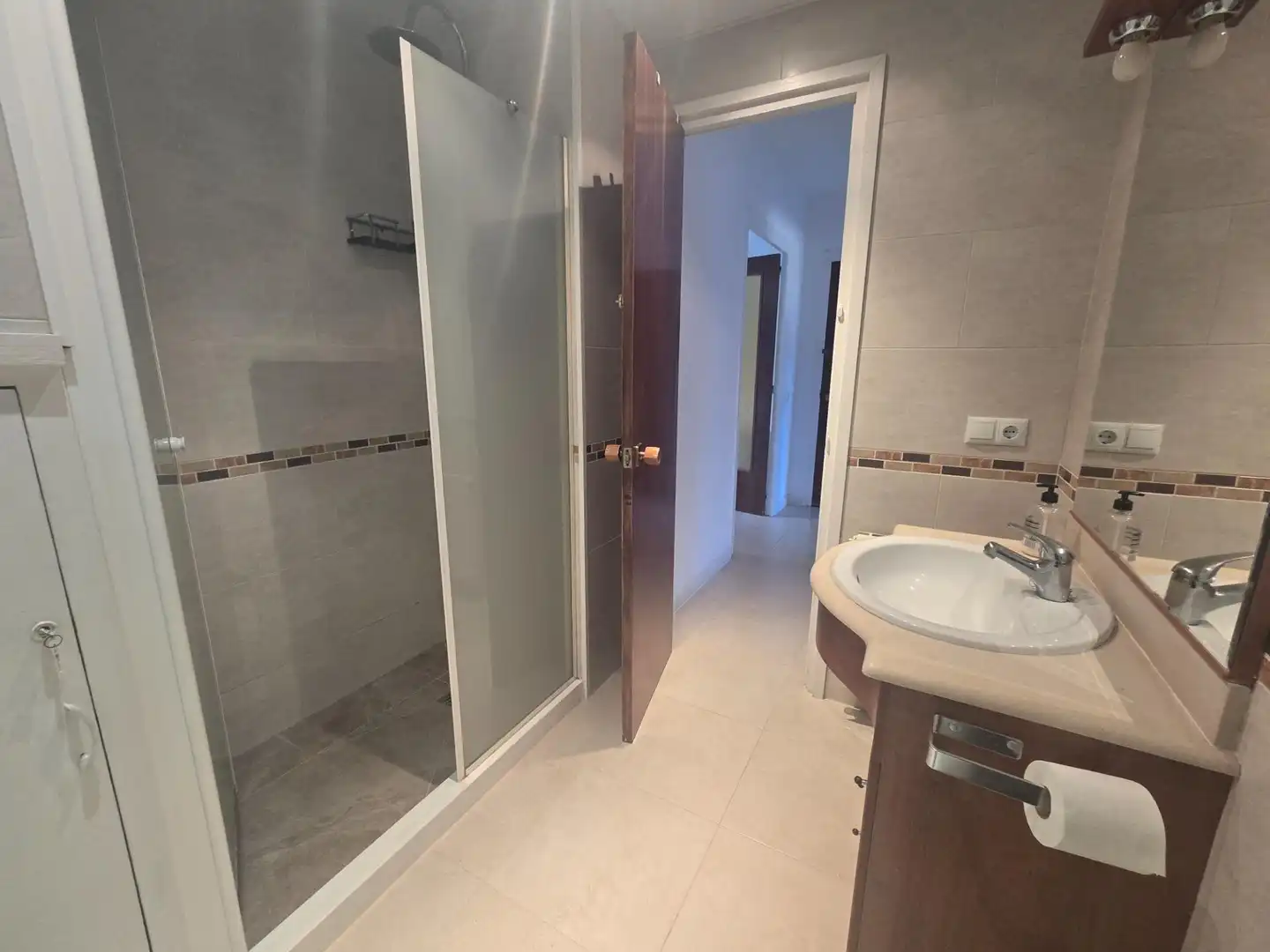Piso con terraza en venta en Vilanova del Camí, imagen 16